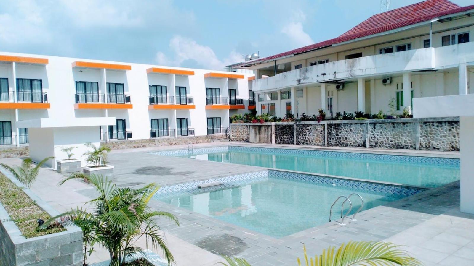 Graha Serasan Seandanan Hotel Banding Agung ภายนอก รูปภาพ